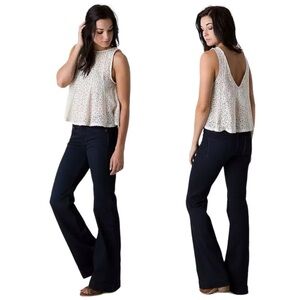 Free People Gummy Flare Leg Stretch Jeans Dark Wash Size 31
